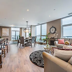 Amazing 3 Bed 4 Bath Penthouse With Roof Terrace Close To Airport Mississauga
