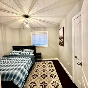 Deluxe Double Ii- Hazel Stays Mississauga