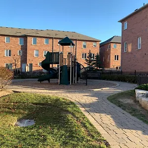 Beautiful Vacation Near Toronto Airport Mississauga