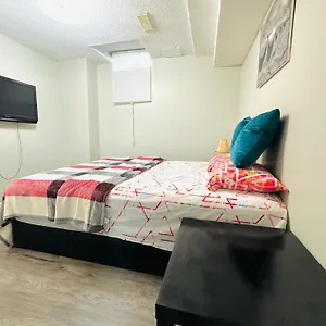 Luxury In Near Square One Mall & Pearson Airport Mississauga